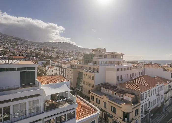 Madeira Rooftop Studio, Ocean & View *